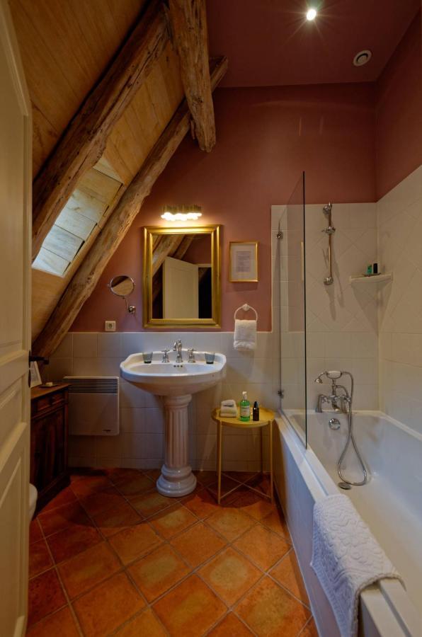 La Tour De Cause Bed and Breakfast Castelnaud La Chapelle Eksteriør billede